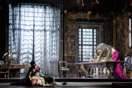 Una Tosca affilata e intensa trionfa alla Scala
