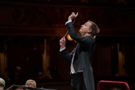 Un tutto Strauss per Vasily Petrenko con la Filarmonica