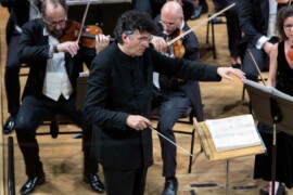 Una Leningrado tesa e affilata con Sanderling e la Sinfonica di Milano