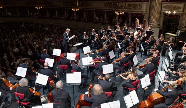Il doppio volto del ‘900: il successo della Sinfonica di Milano alla Scala