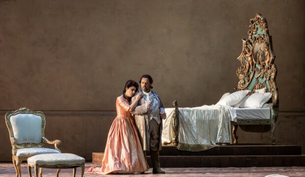 Le nozze di Figaro eleganti ed egalitarie di Emilio Sagi aprono la stagione operistica genovese